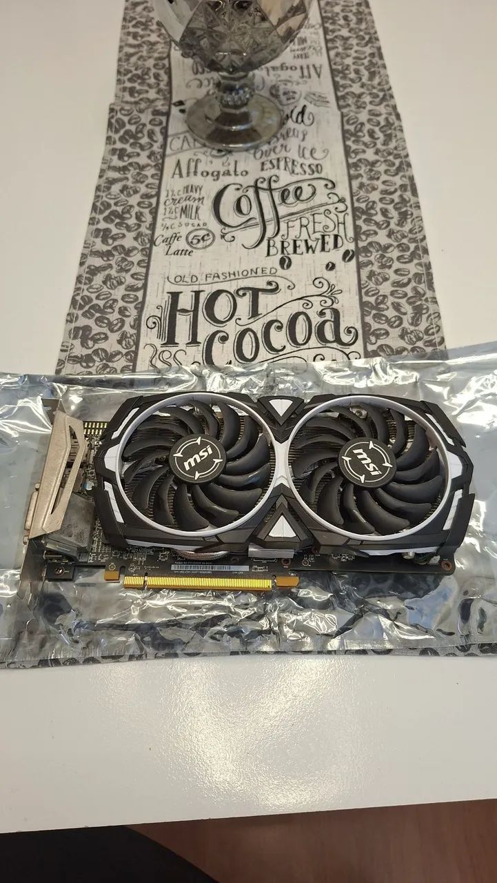 Radeon RX 570 Armor 4G - Foto 2