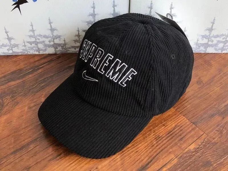 Bone nike supreme veludo - Foto 2