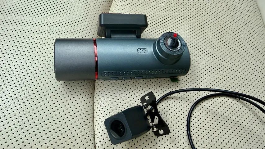 DashCam 4K com 3 câmeras e IR Noturno - Foto 3