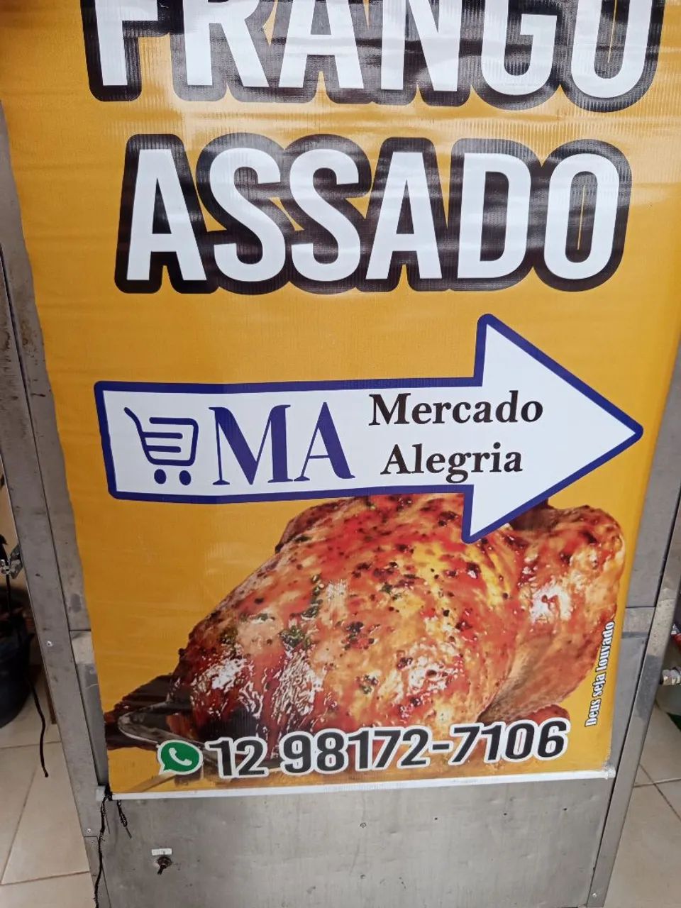 Máquina Giratória de Frango + Acessórios 