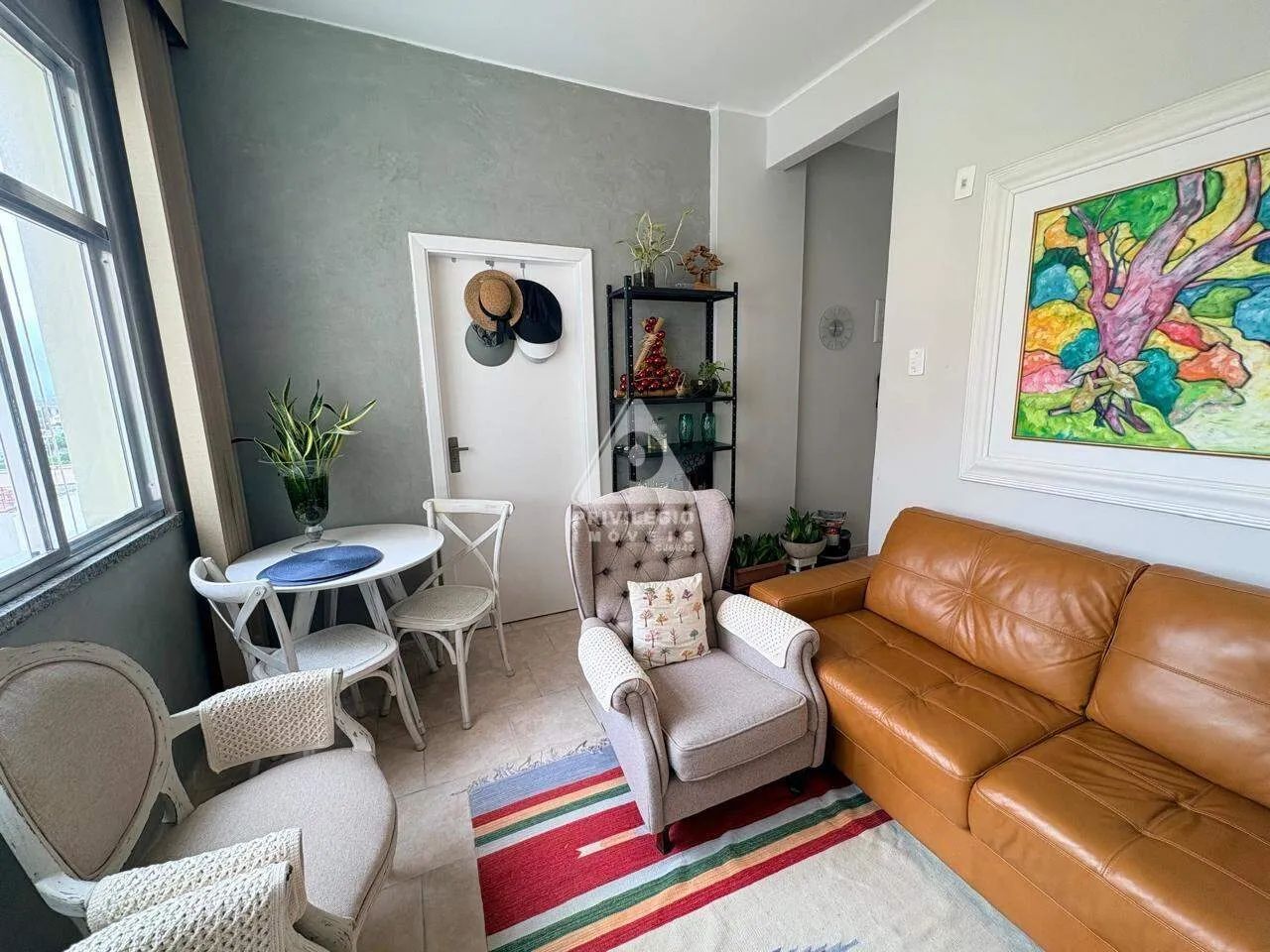 Quarto e sala, andar alto, com 35m2 a venda no Centro. - Foto 2