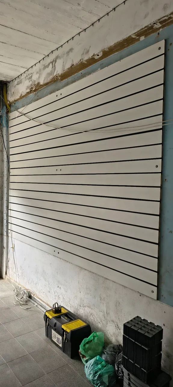 Painel canaletado