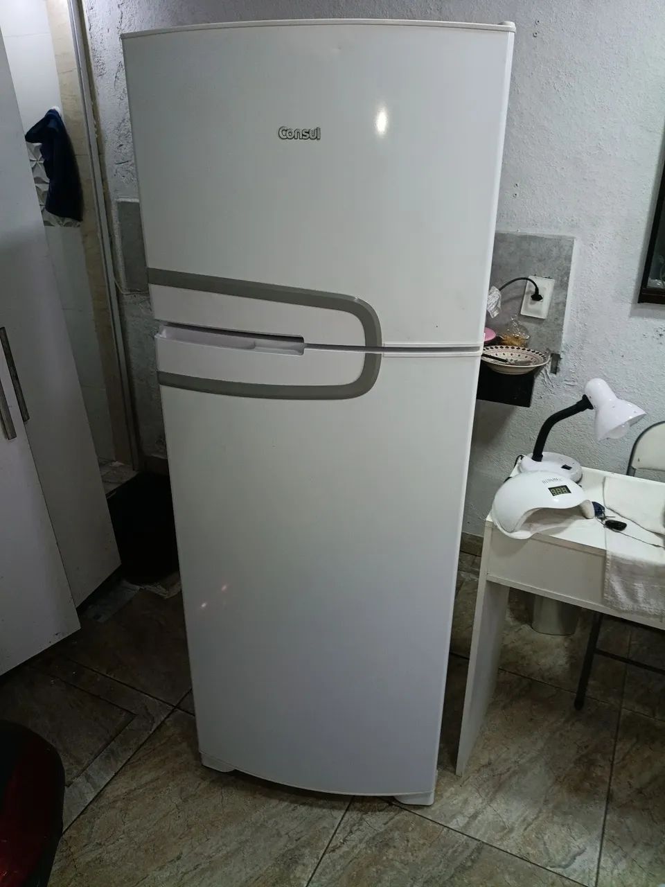 Geladeira Consul 340 l novinha conservada grátis carreto