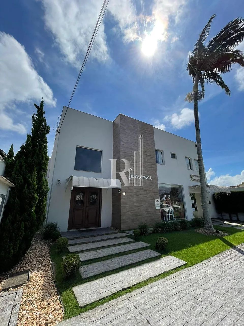 Sala em centro comercial para locação, Centro, Tijucas, SC