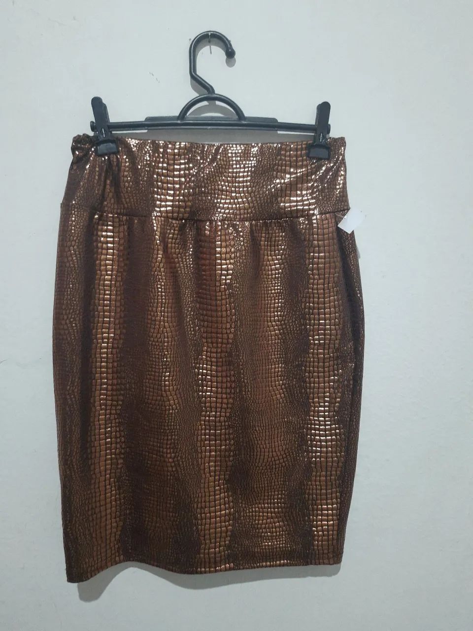 Saia de poliéster dourado nova - Foto 4