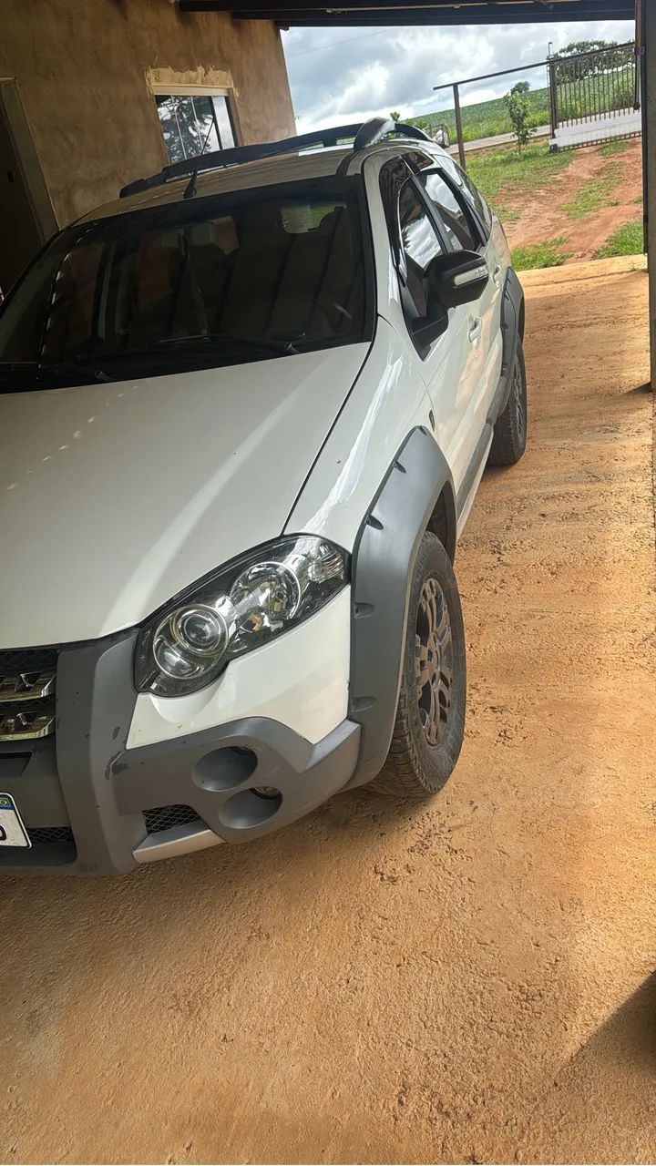 Fiat Palio Week.adv.lock.dualogic 1.8 Flex 2012 - Foto 4