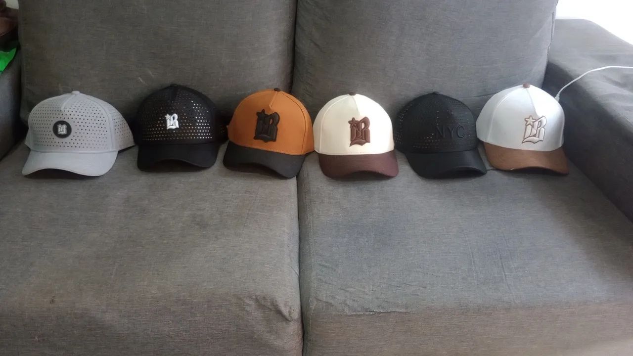 Lindos bonés ótima qualidade e marca 