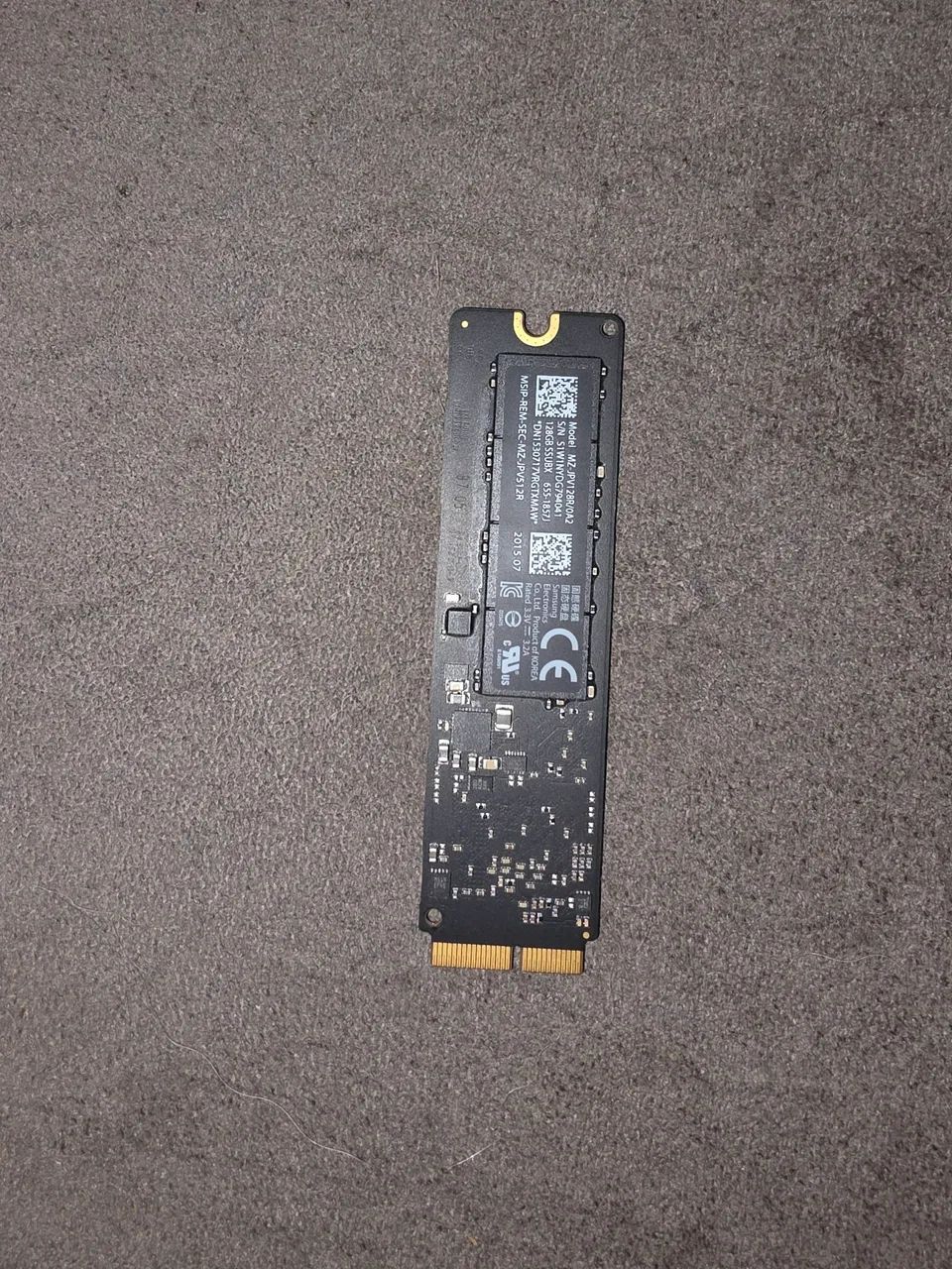 VENDO SSD 128GB PARA MACBOOK.
