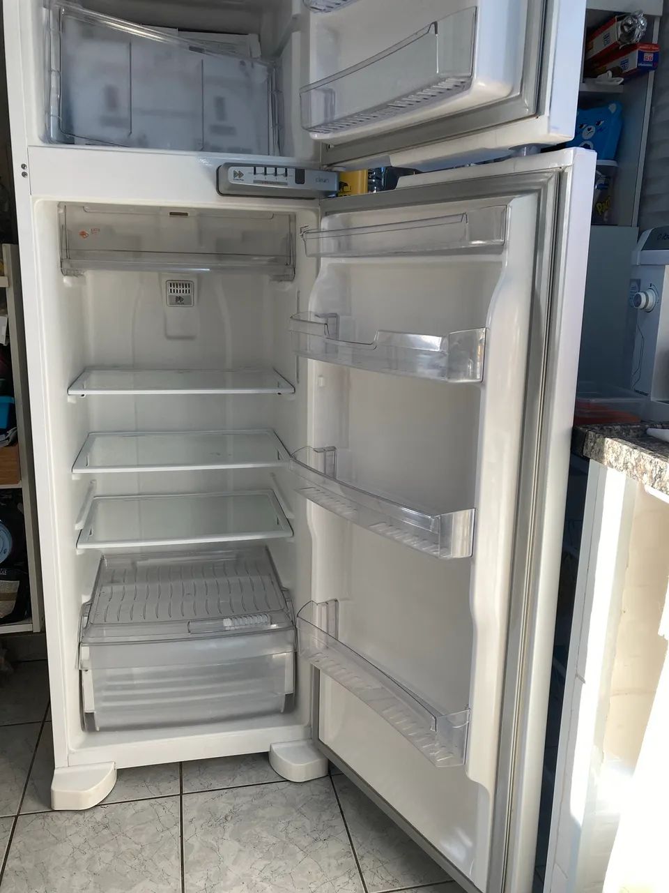 Vendo geladeira Brastemp  - Foto 2