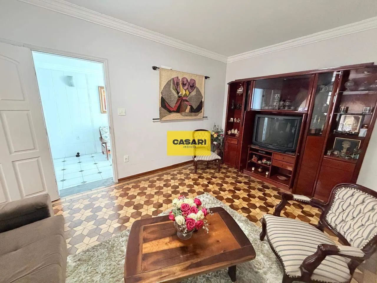 Casa Térrea à Venda no Rudge Ramos com 254m² e 3 Vagas