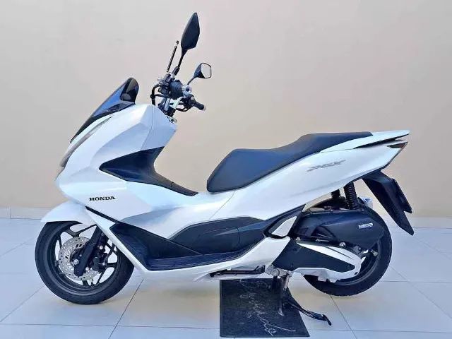 Honda PCX DLX 160   2024  FILÉ  - Foto 2