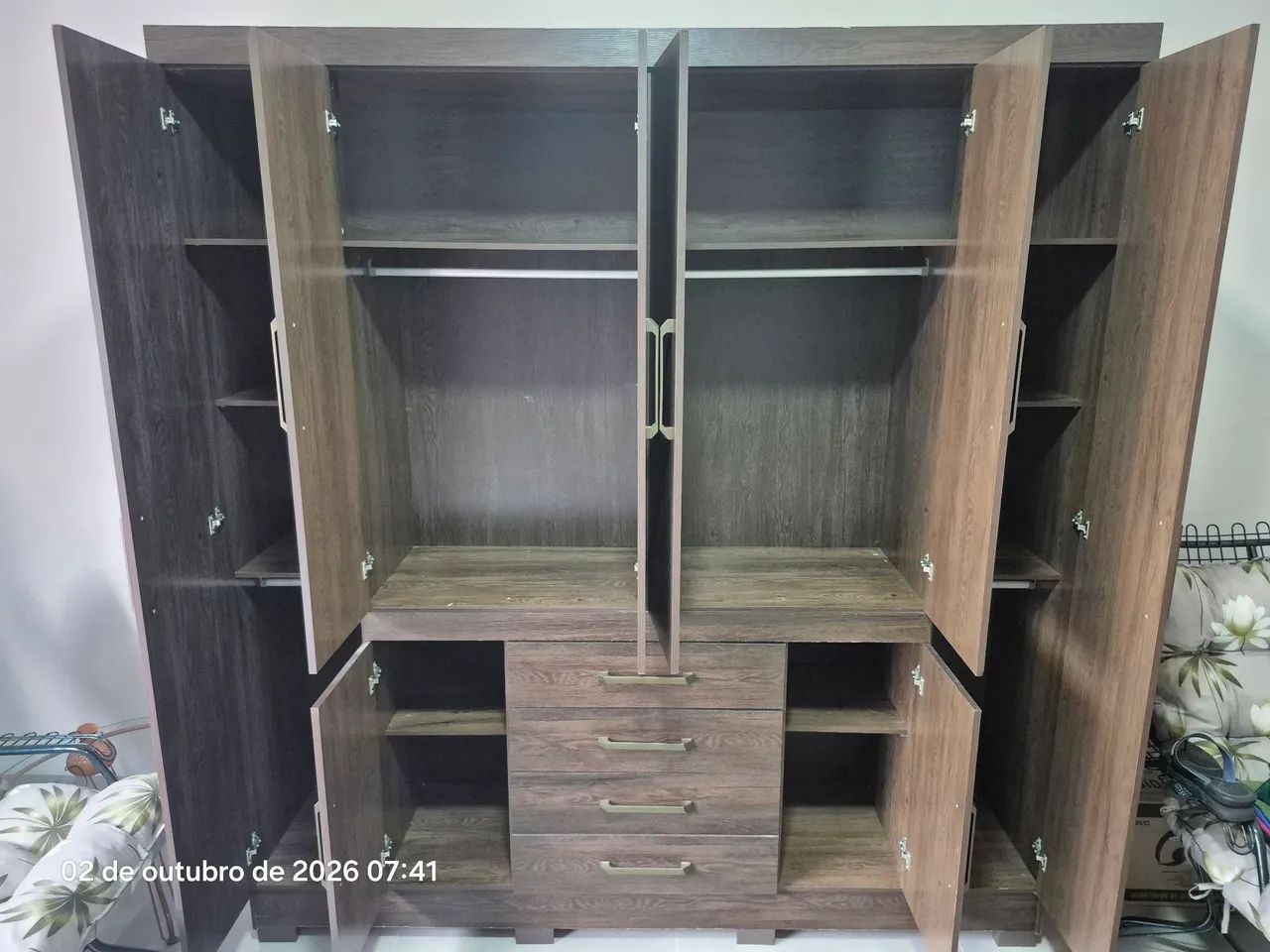 Guarda Roupa 6 portas - Foto 2
