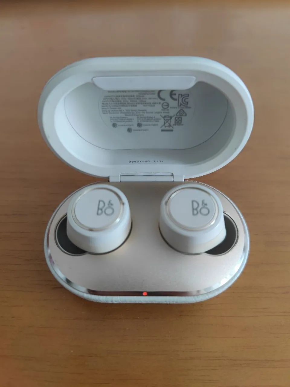 Bang&Olufson Fone Bluetooth Modelo: E8 - Foto 2