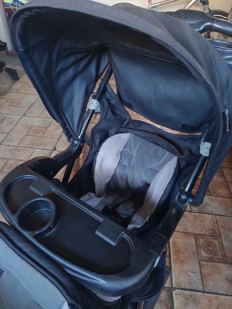Vende-se carrinho de bebê - Foto 5