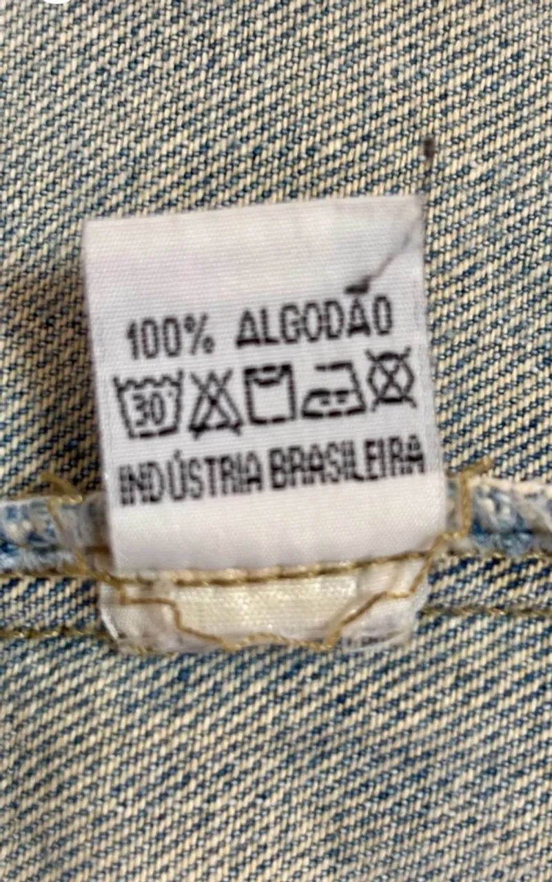 jaqueta jeans assimétrica - Foto 5