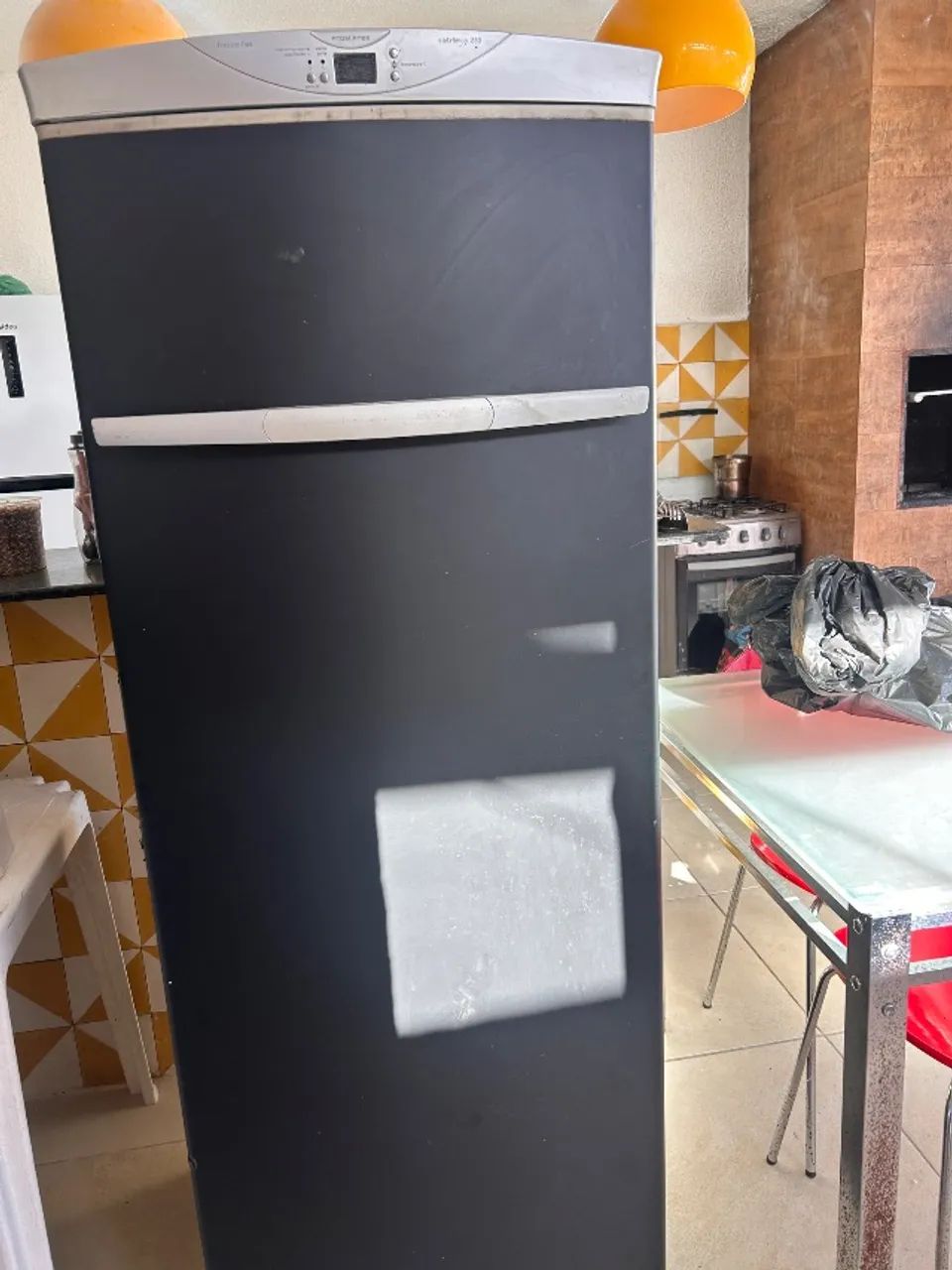 Freezer vertical na Massagueira 