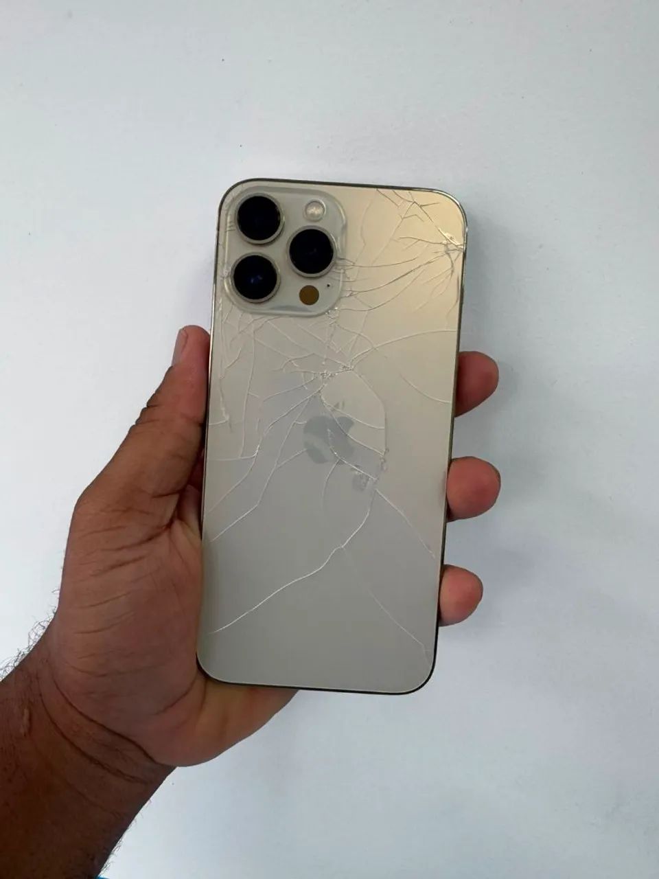 iPhone 13 Pro Max leia 