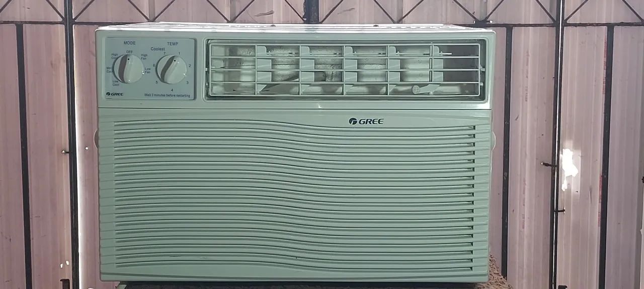 Vendo esse Ar-condicionado GREE de 7mil BTUS. 
