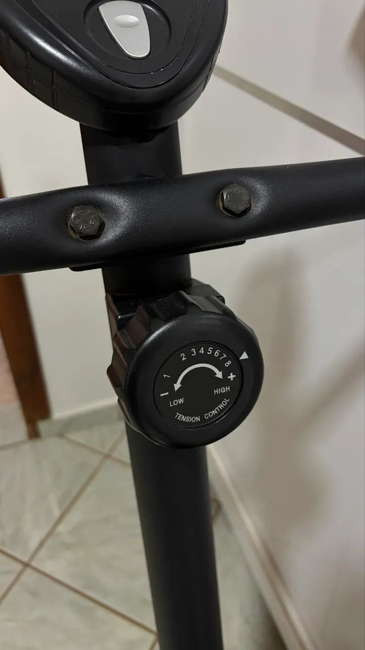 Bicicleta Ergométrica Athletic Action Vertical - Pouco Uso!