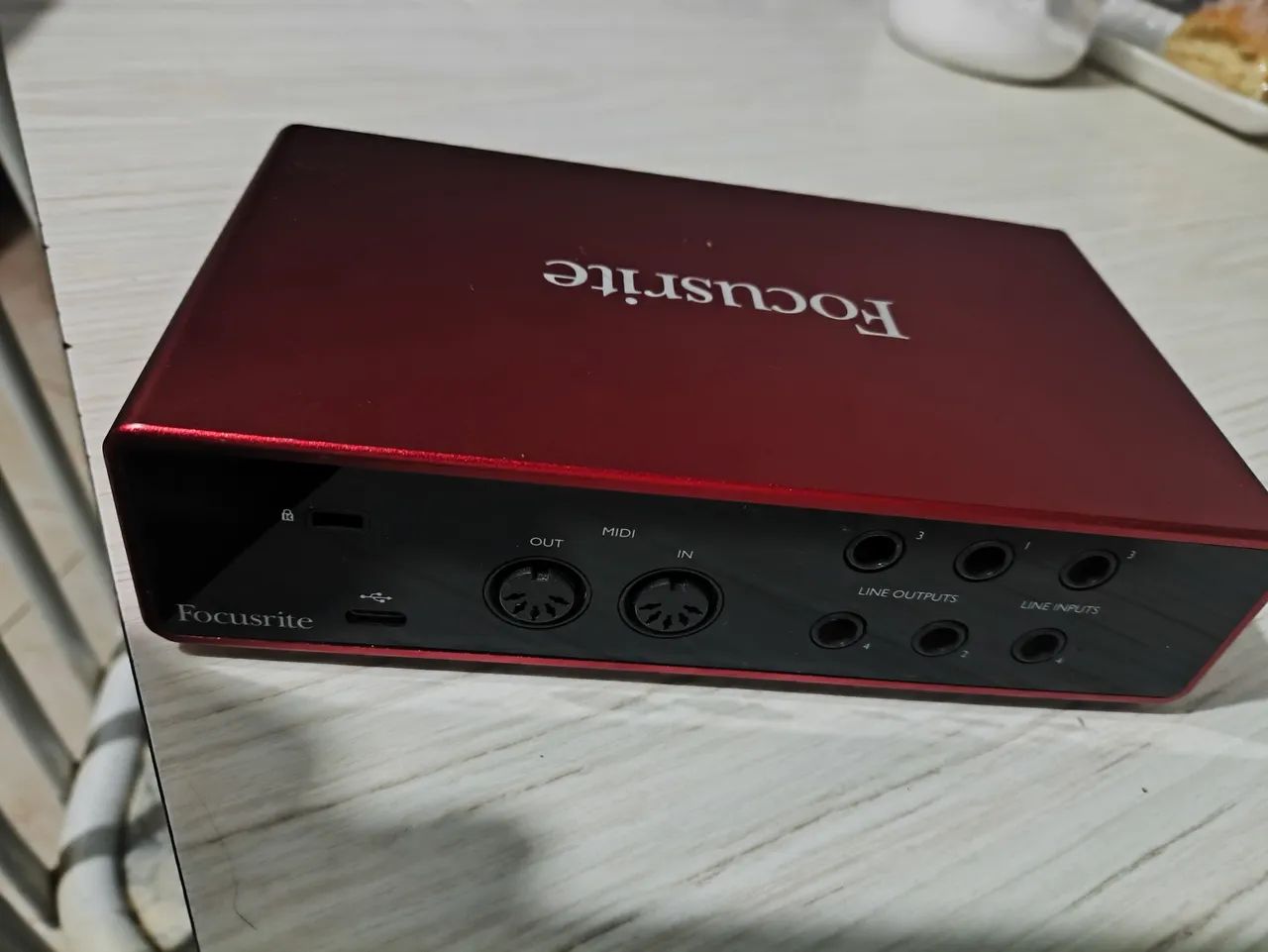 Focusrite Scarlett 4i4 3ª Geração - Interface de Áudio USB - Foto 3