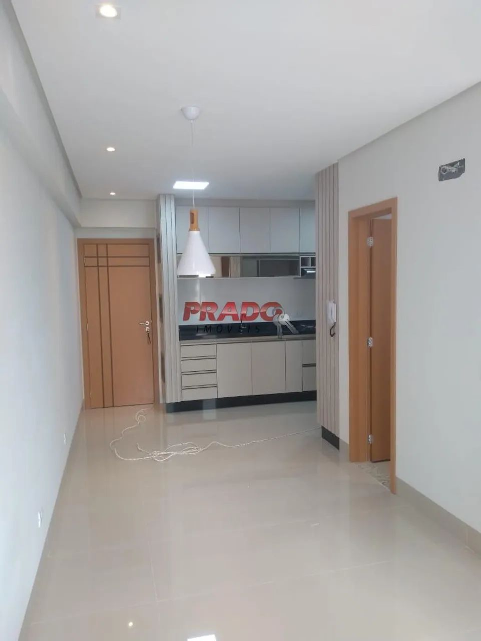 Apartamento para alugar em Maringá, Zona 07, com 1 quarto, com 42 m², EDIFÍCIO JARDINS DE  - Foto 2
