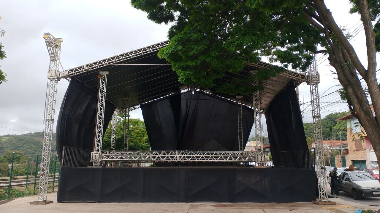 Palco para shows e eventos , aniversários, casamentos,formatura e muito mais .  - Foto 2