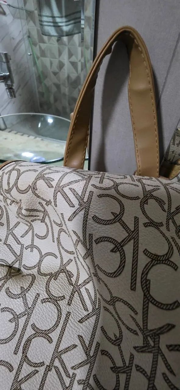 Mochila Calvin Klein Monograma - Foto 3