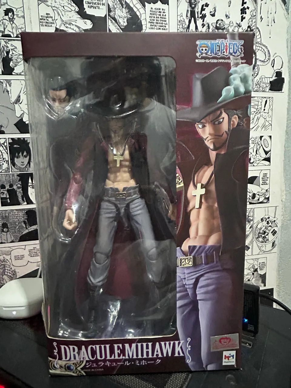 Mihawk Figure