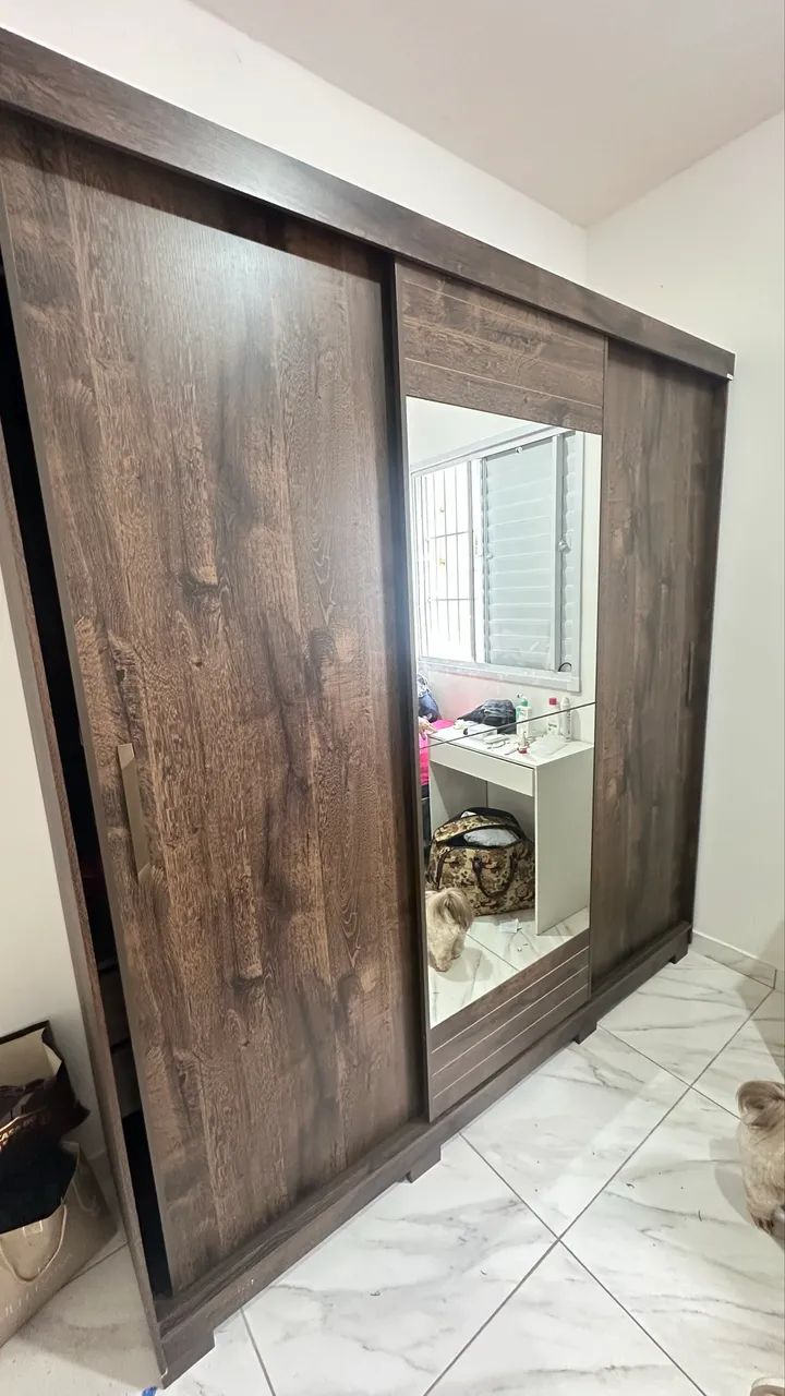 Guarda roupa casal 3 portas 