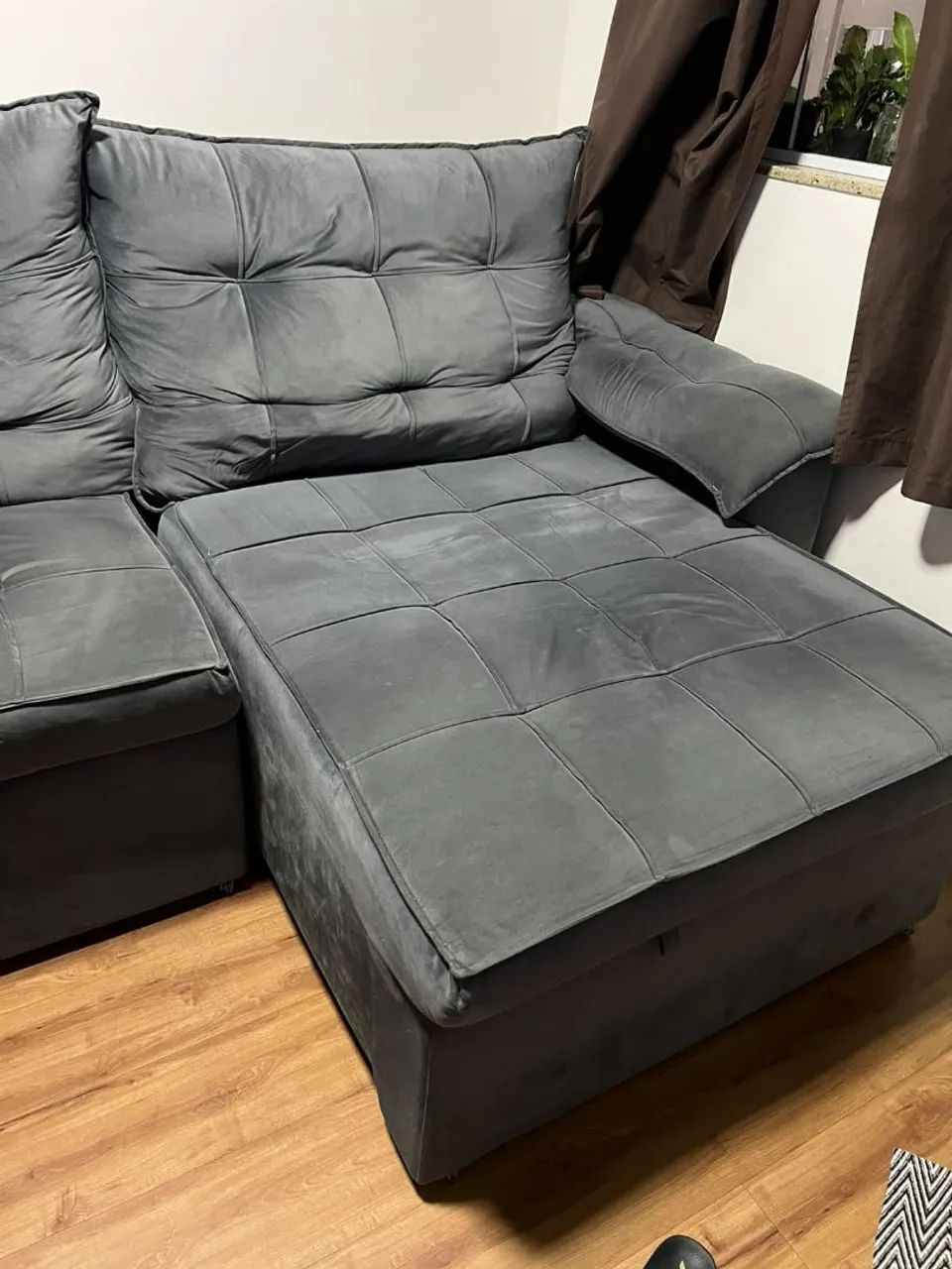 Sofá retrátil Suede cinza 2,60 x 1,20  - Foto 4