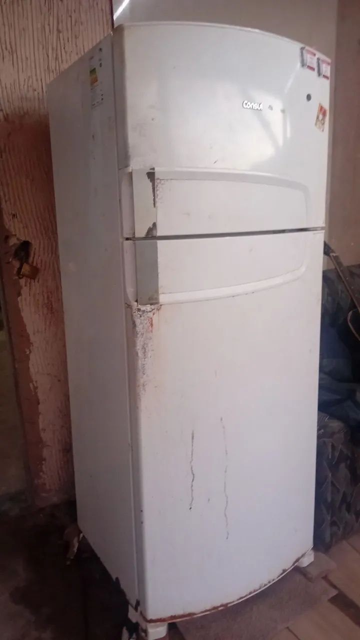 Vendo uma geladeira  duplex