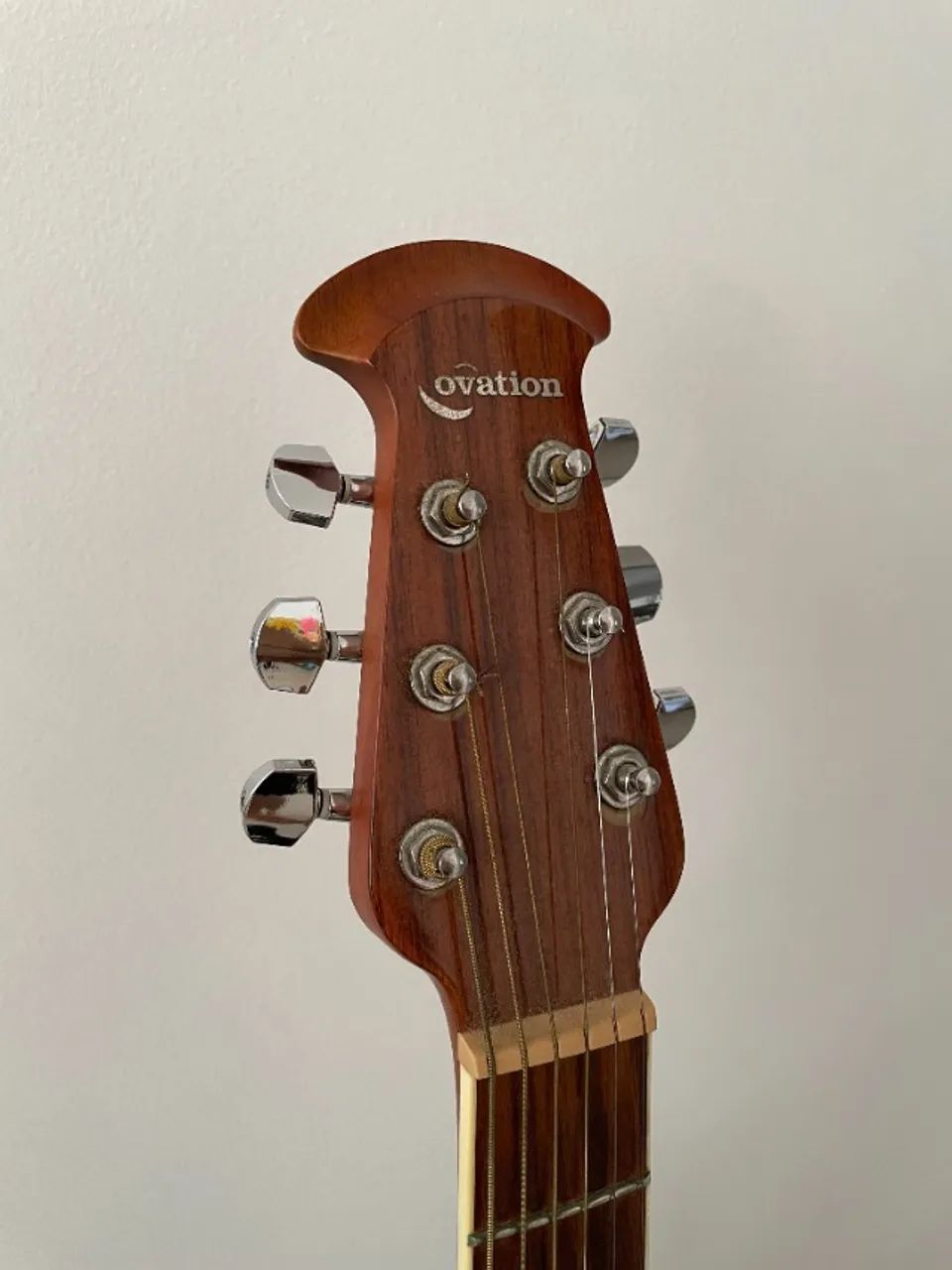 Violão Ovation Celebrity Standard Plus - Foto 2