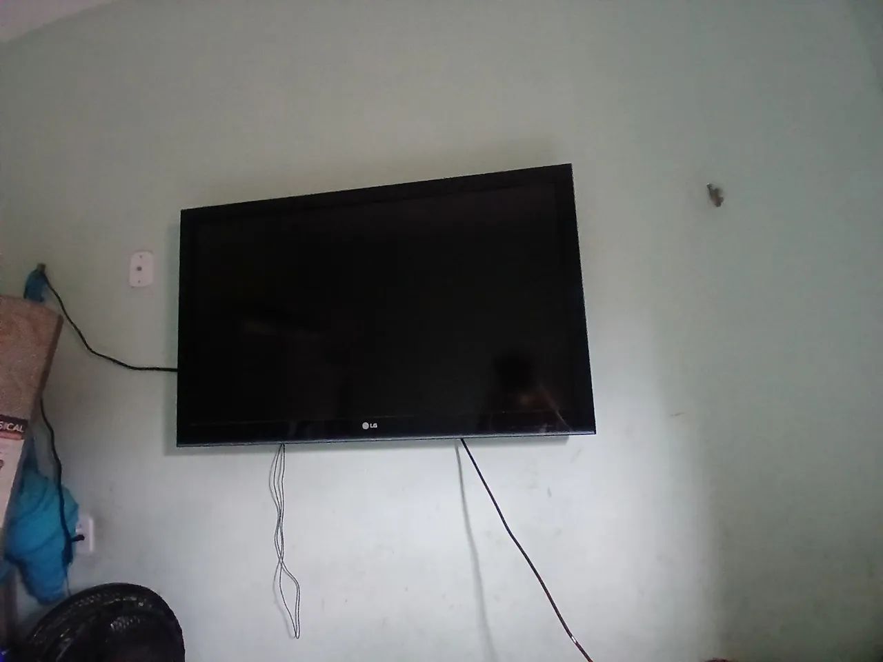 TELEVISAO LG 50 POLEGADAS ANTIGA COM ANTENA PORTATIL - Foto 5