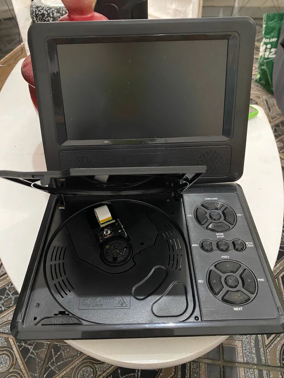 DVD portátil 7 polegadas c/bateria - Foto 5