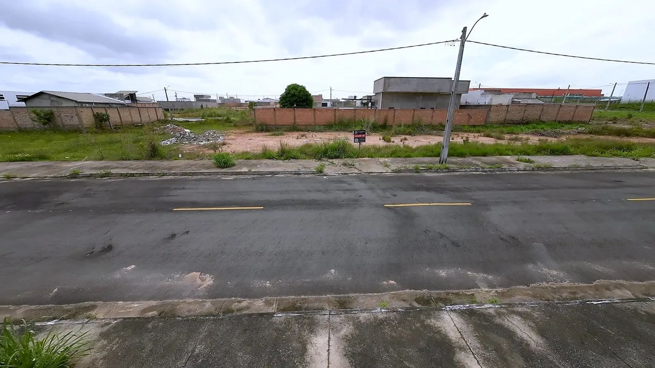 Vende-se terreno com Parcelas no Loteamento Pátio Cauamé
