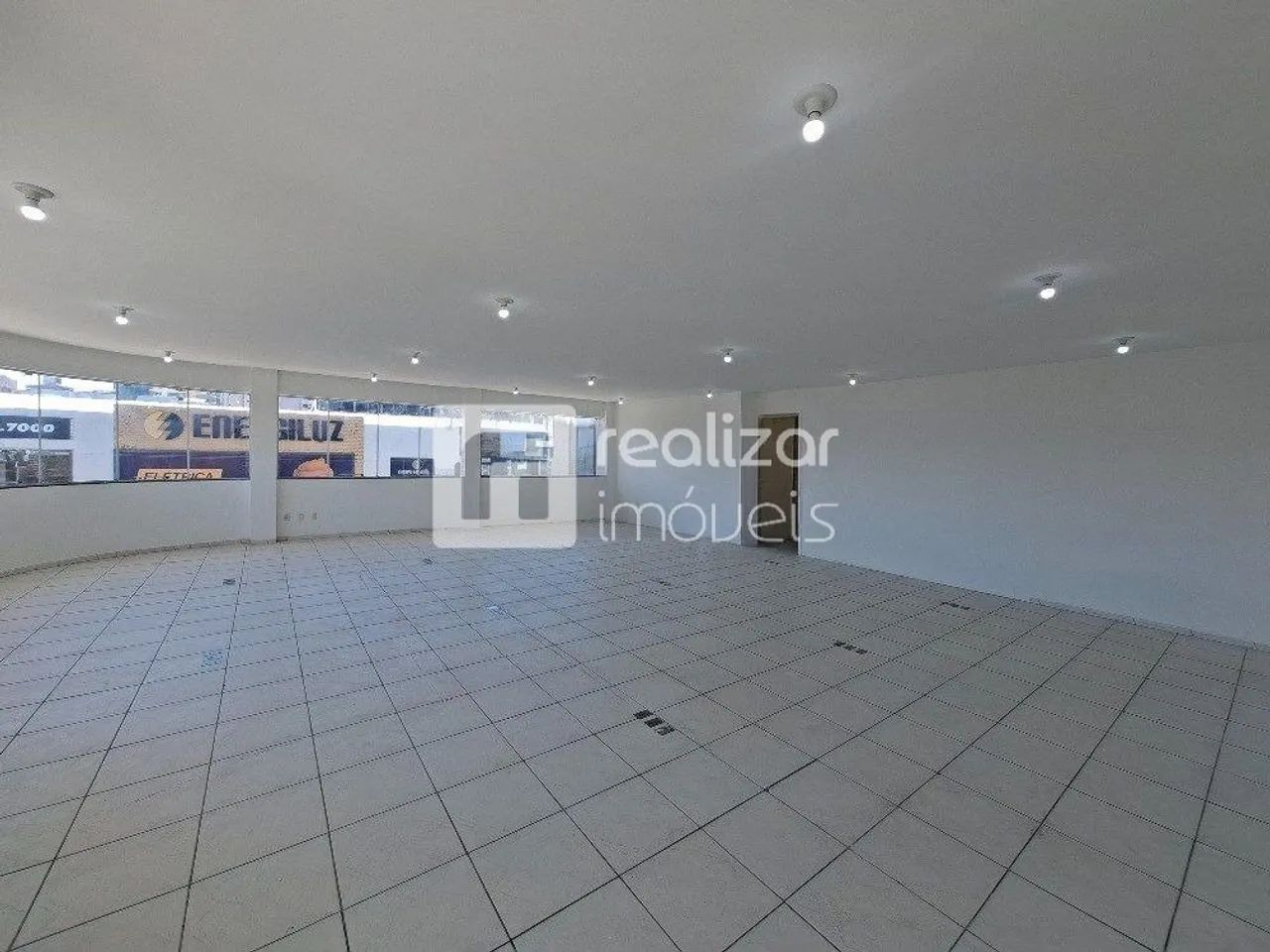 Sala comercial no bairro Barreiros, São José - Foto 4