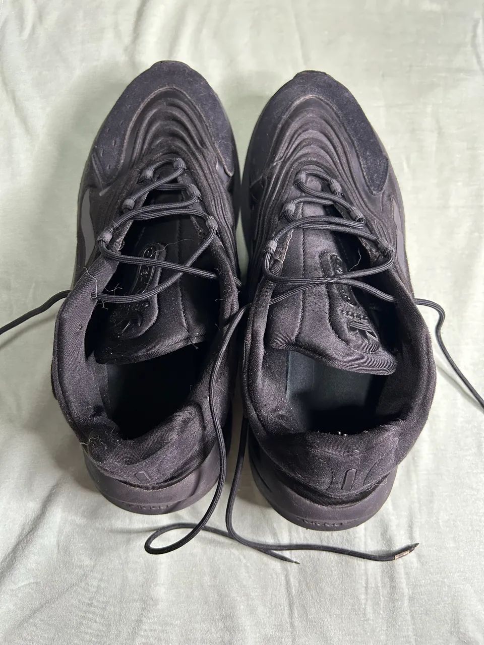 Tenis adidas ozelia - Foto 3