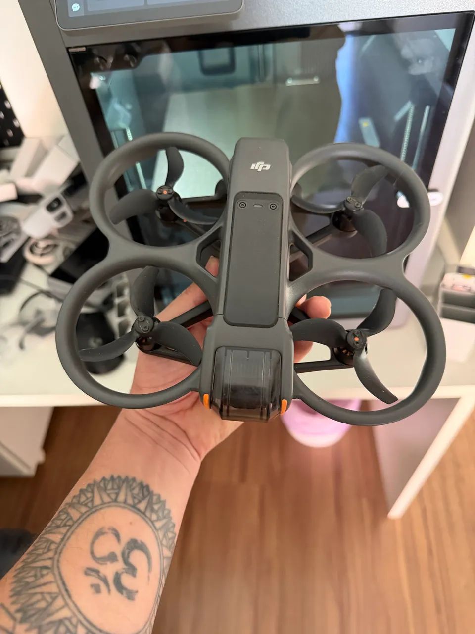 Drone Dji Avata 2 só aeronave + bateria  - Foto 2