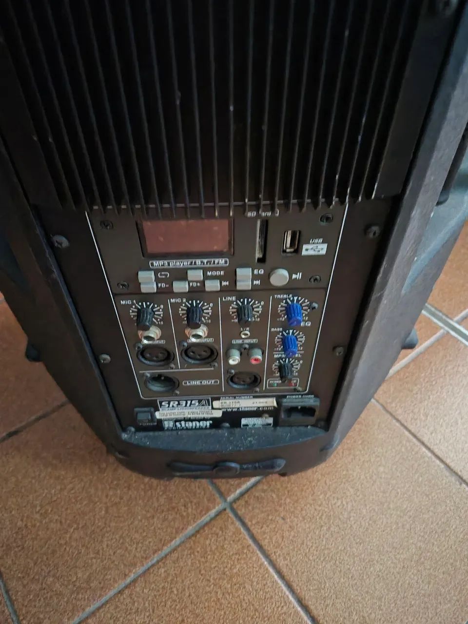 Caixa de som profissional - Foto 4
