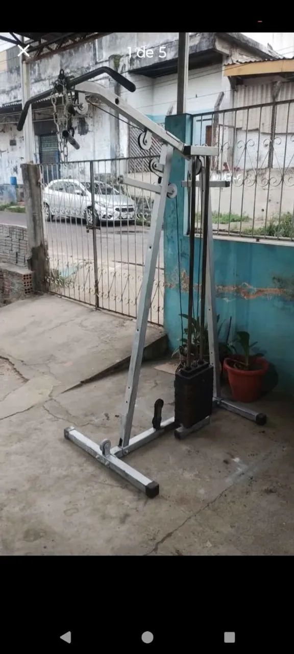 MÁQUINA DE MUSCULAÇÃO