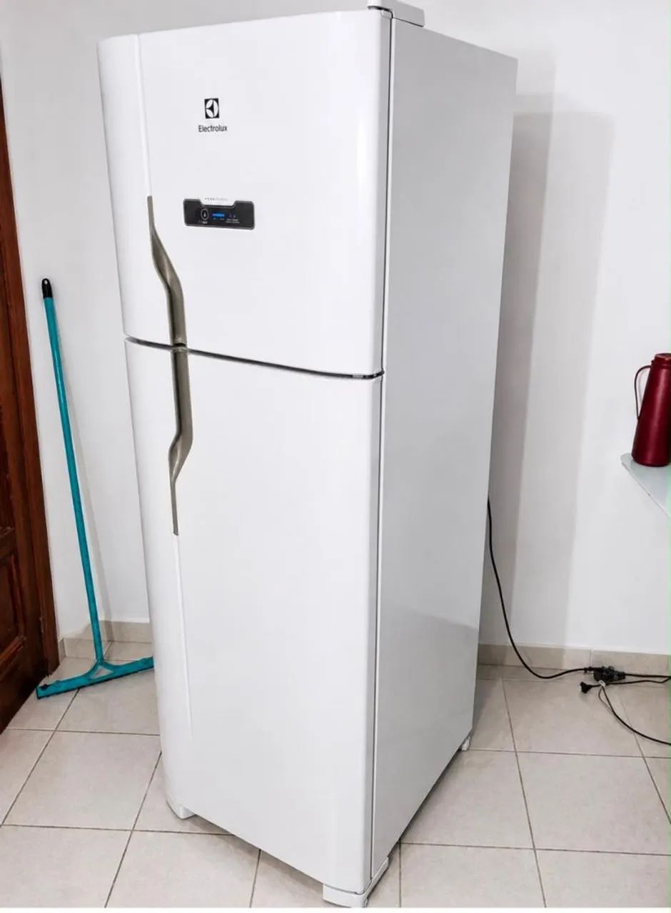 Geladeira eletrolux 