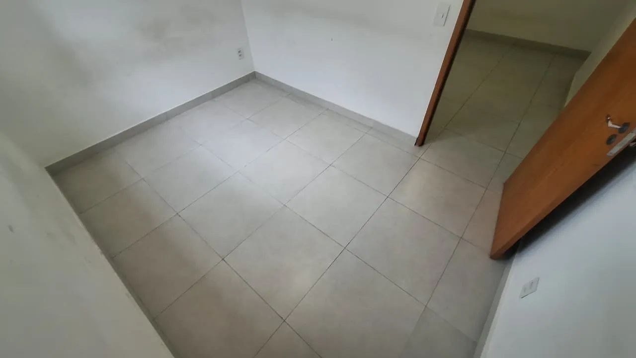 Alugel em Vista Alegre, Av. Brás de Pina, 2 quartos, sala, cozinha e banheiro. - Foto 11