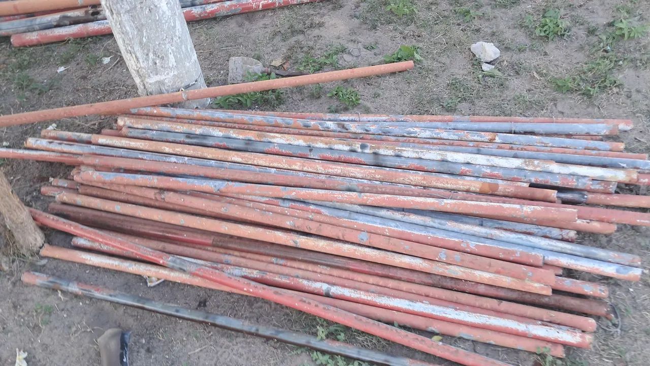 Tubos metálico usado para vender  - Foto 3