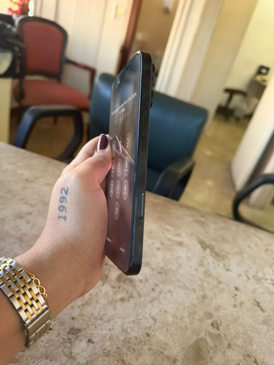 IPHONE 16 PRO MAX - Foto 4