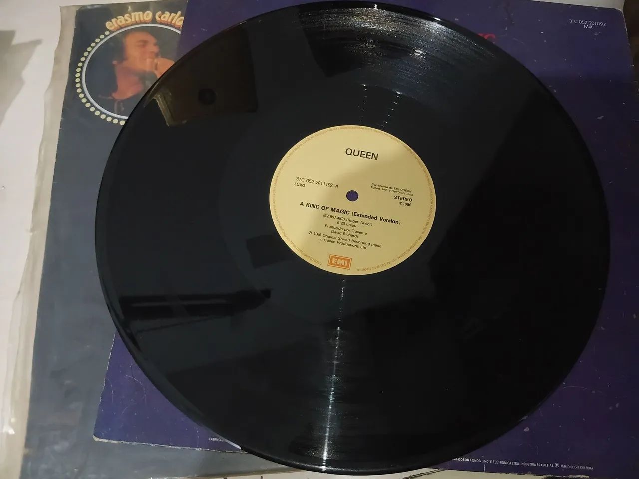 DISCO DE VINIL QUEEN - Foto 3