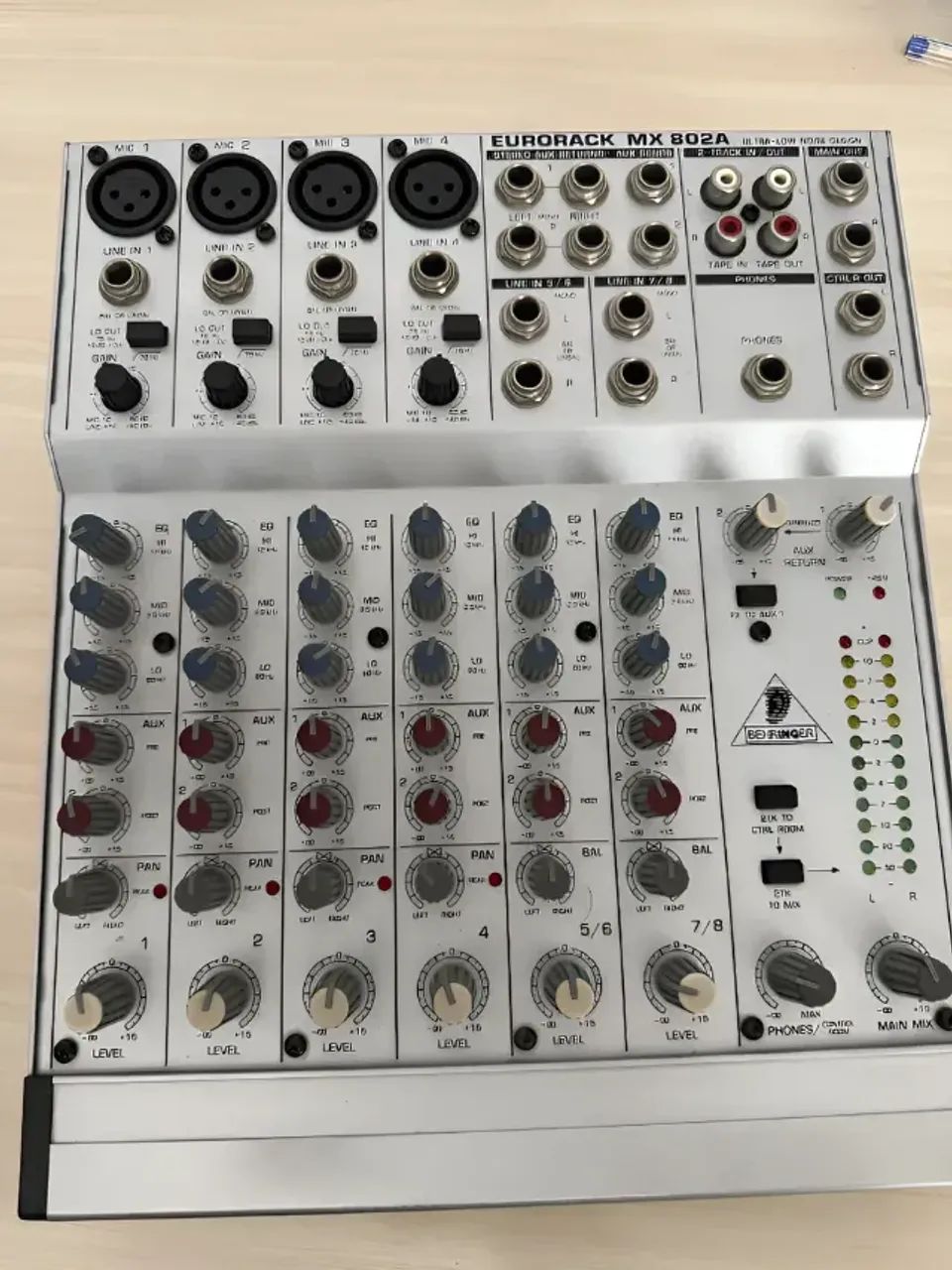 Mesa Behringer Eurorach Mx802a