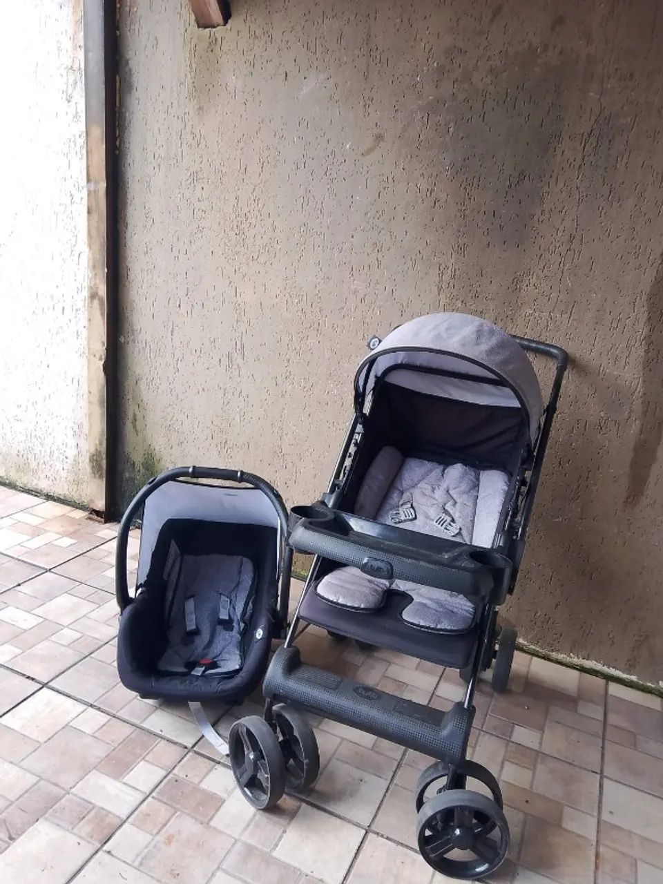 Carrinho de bebê. - Foto 2