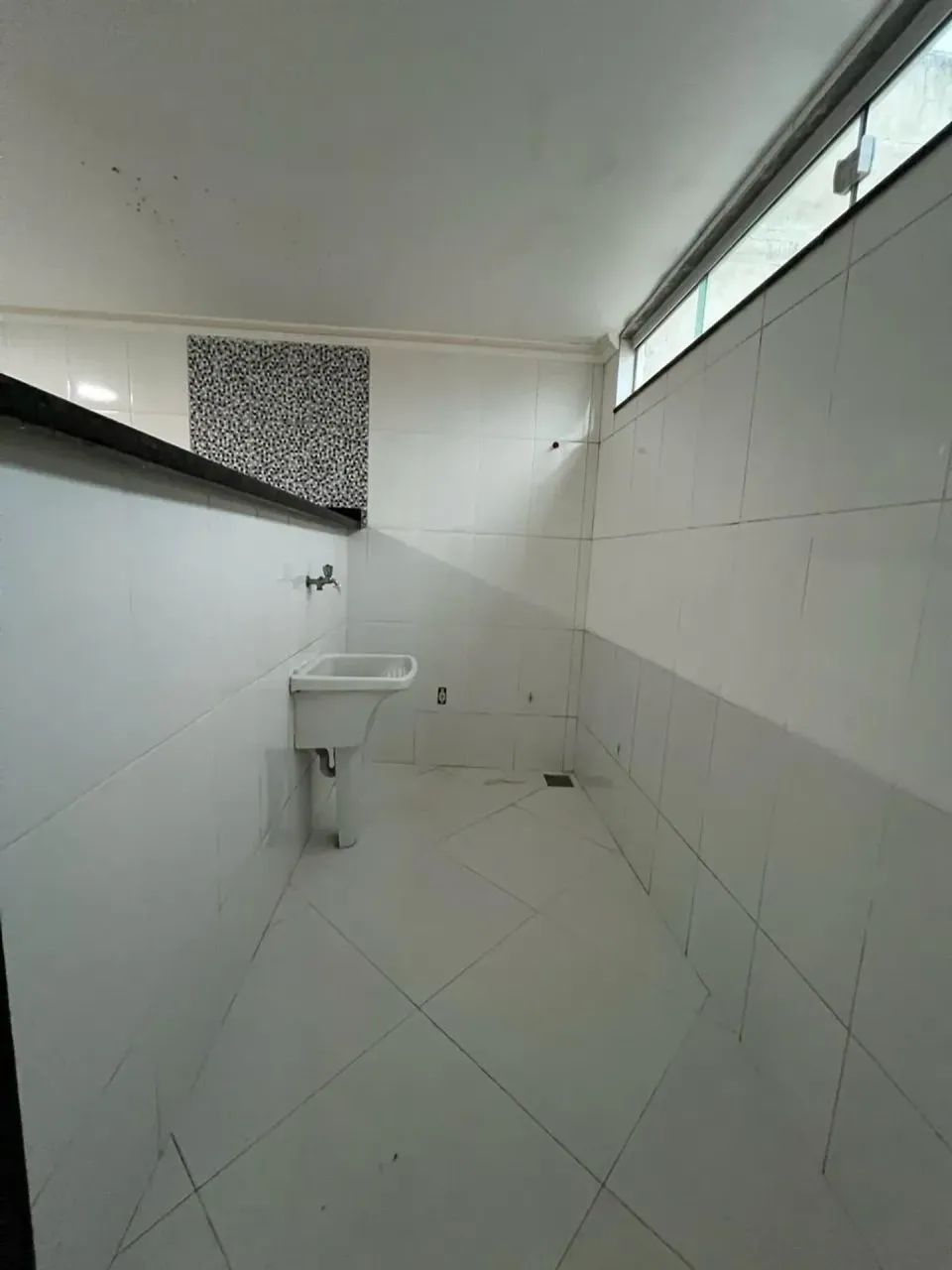 imovel com dois quartos no Parque mataruna para locacao - Foto 2