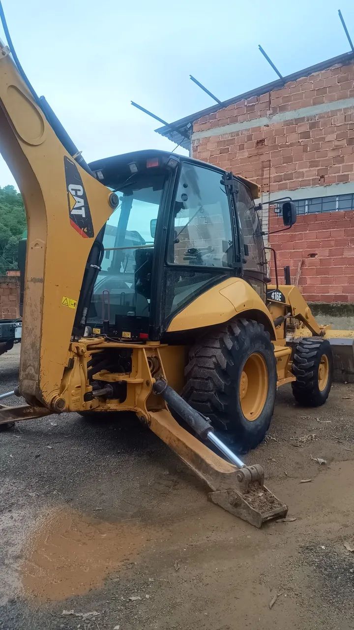 Retroescavadeira Caterpillar 416e 2014 - Foto 3