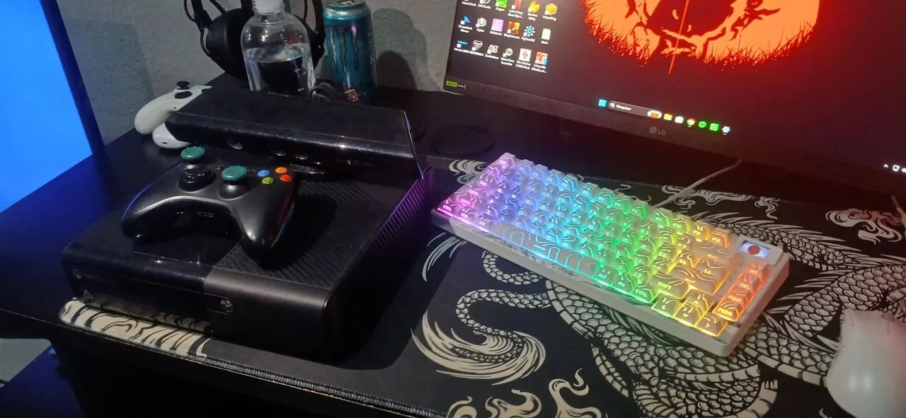 XBOX 360 SLIM EDITION COM CONTROLE E KINECT  - Foto 3